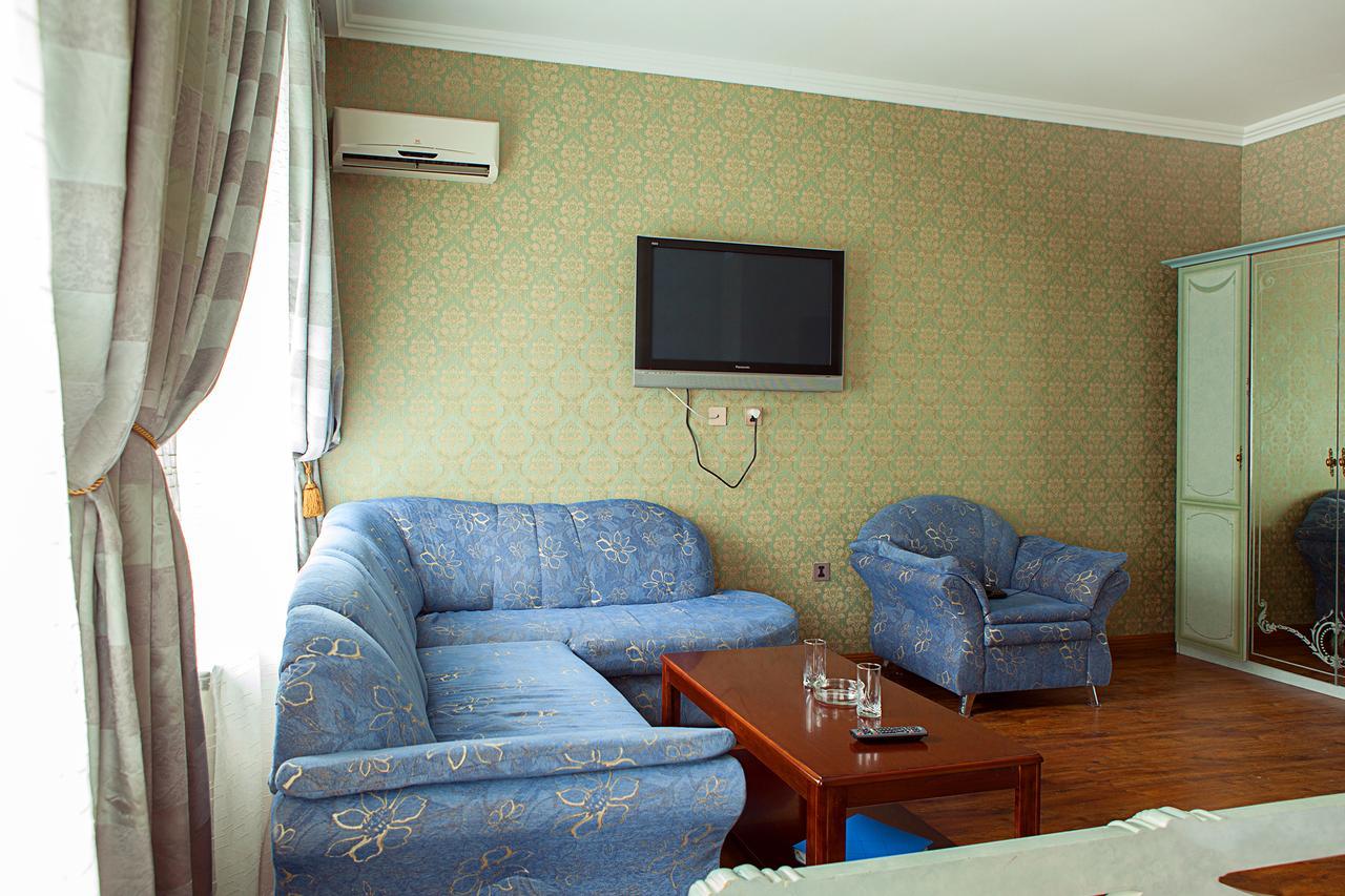 Hotel Topaz Astana Ngoại thất bức ảnh